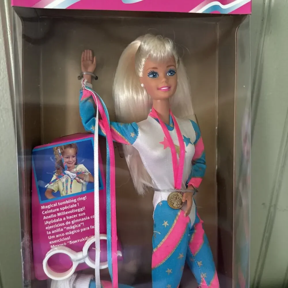 VTG NEW 1995 Barbie SUPER GYMNAST Doll Blonde Hair #15821 NRFB Multilingual box